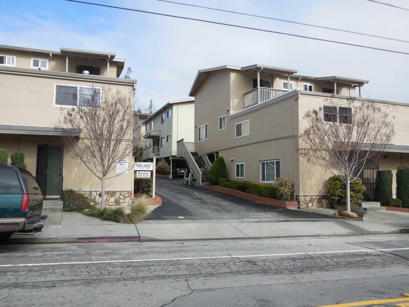 121 Grant St. #2, Santa Cruz